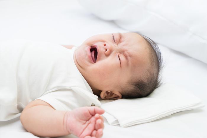 7～9個(gè)月寶寶的睡眠狀況更好了，但也可能有新的問題